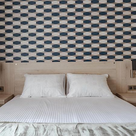 Yudgi - Home Hotel Chornomorsk Bagian luar foto