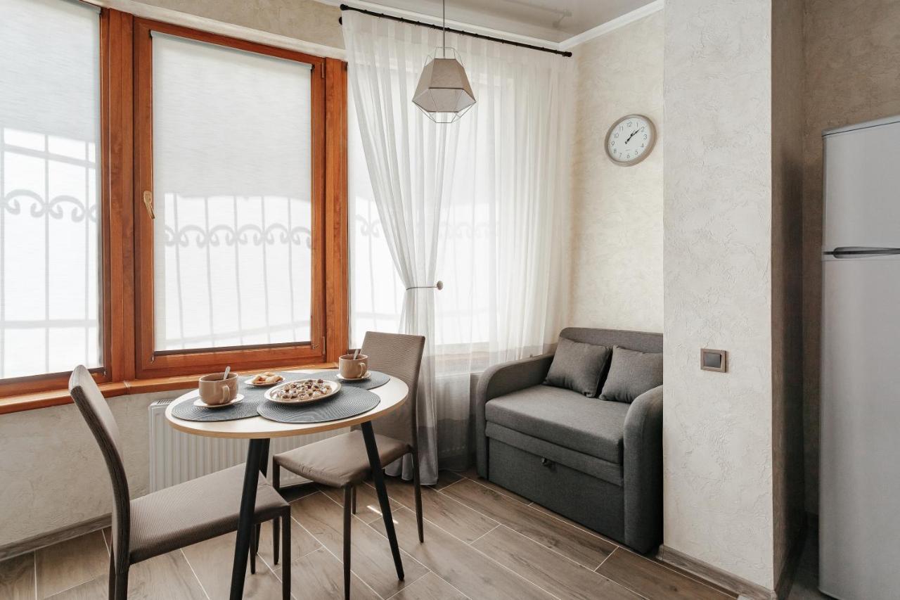 Yudgi - Home Hotel Chornomorsk Bagian luar foto