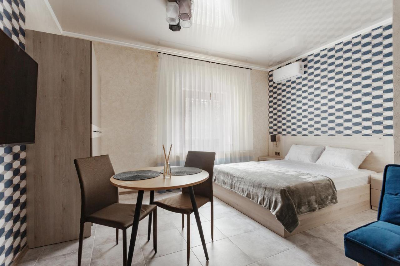 Yudgi - Home Hotel Chornomorsk Bagian luar foto
