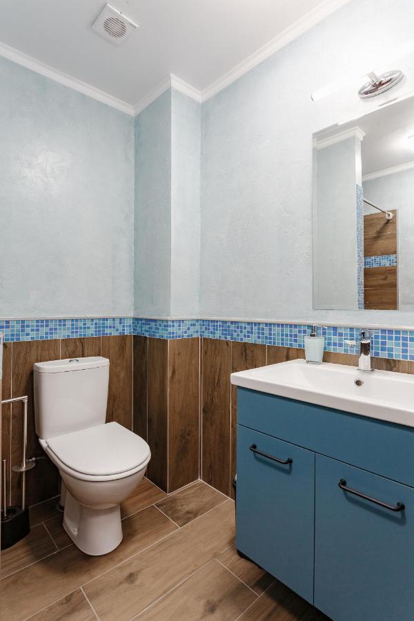 Yudgi - Home Hotel Chornomorsk Bagian luar foto