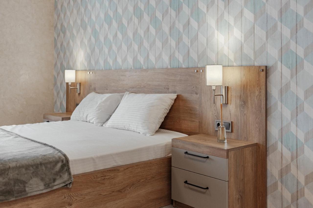 Yudgi - Home Hotel Chornomorsk Bagian luar foto