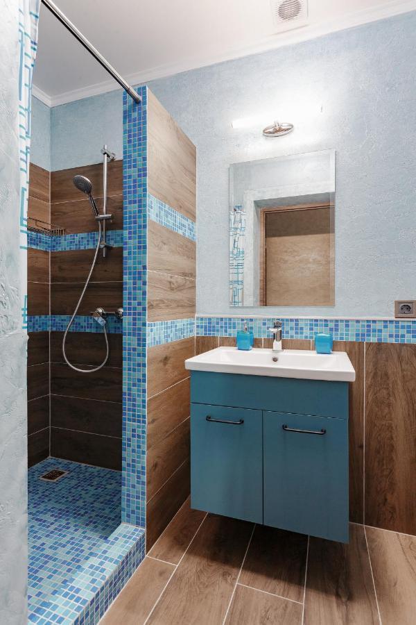 Yudgi - Home Hotel Chornomorsk Bagian luar foto